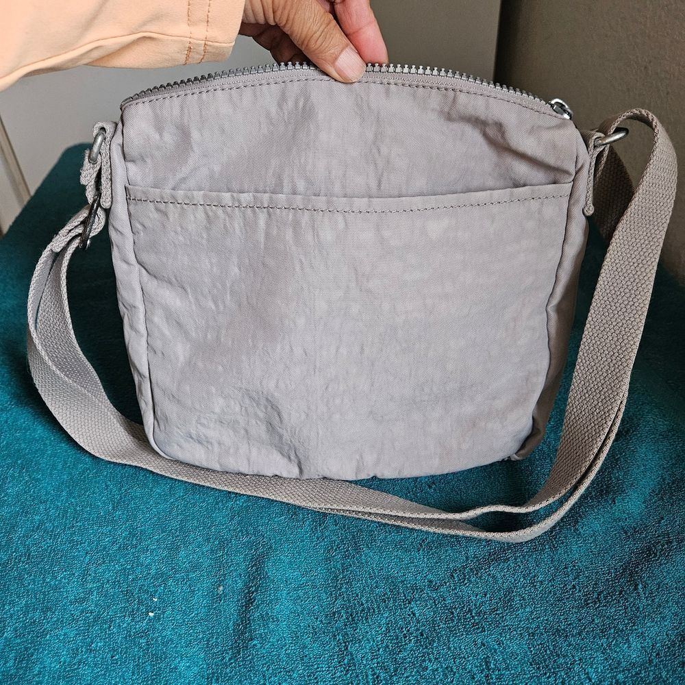 Kipling Sebastian Small Bag - Picture 5 of 7